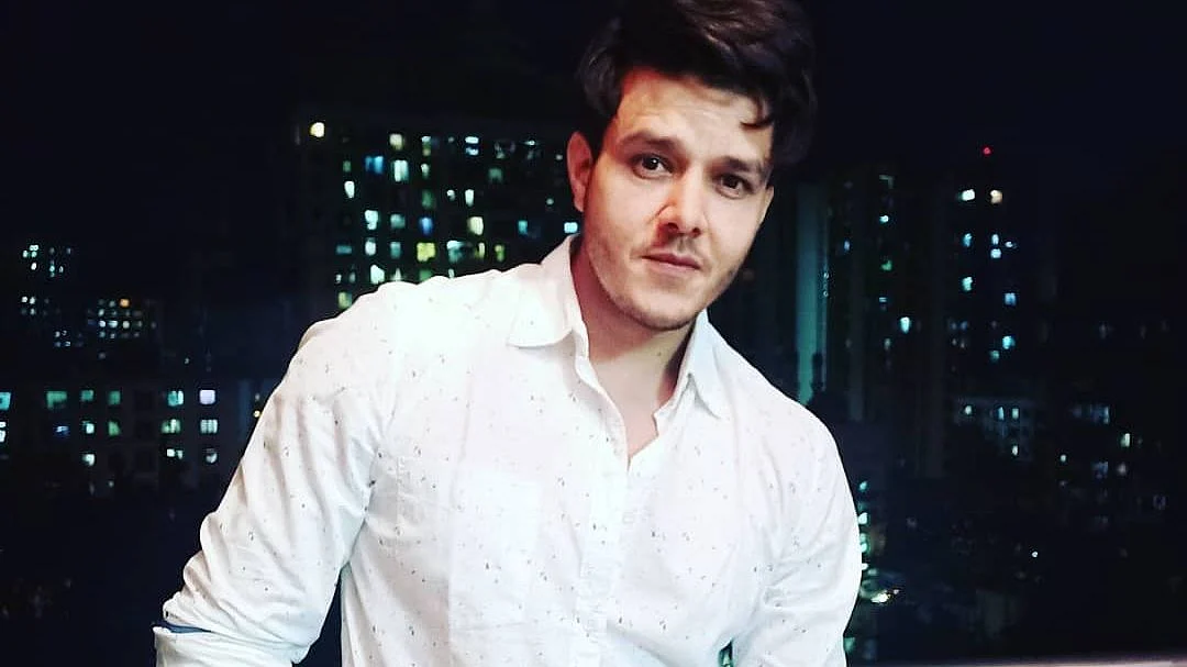'Patiala Babes' actor Aniruddh Dave shifted to ICU a week after testing positive for COVID-19