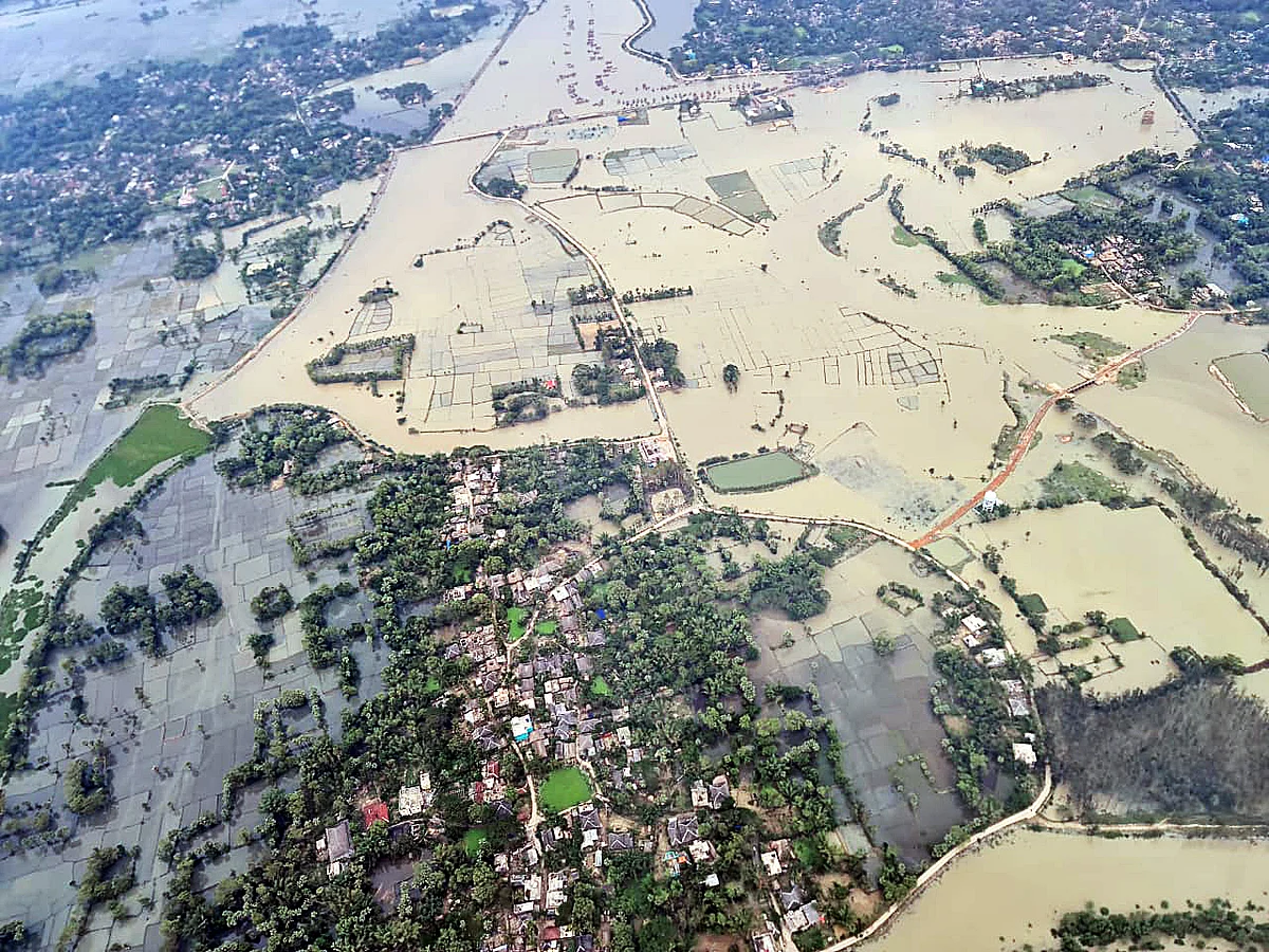 Odisha Chief Minister Naveen Patnaik conducts an aerial survey of Cyclone Yaas affected areas on Thursday.