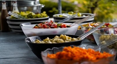 Betul: Over 150 people fall sick after eating at engagement function in district - Vimarsana News