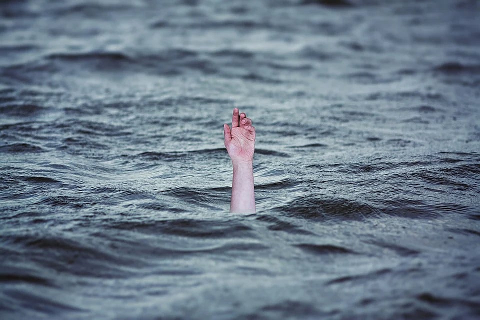 MP: Four boys drown in water-filled quarry in Mandsaur - Vimarsana News