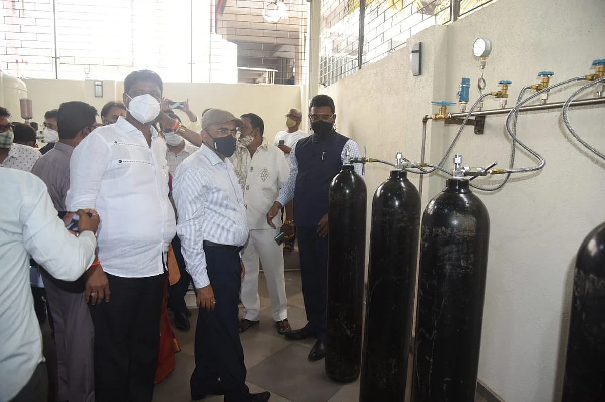 Free O2 for all: Shiv Sena MLA Pratap Sarnaik sets up Oxygen plant at his office in Mira Road