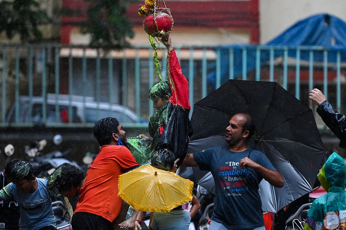 Mumbai: Five roads closed between 7 am to 11 pm in Dadar for Dahi Handi celebrations - Vimarsana News