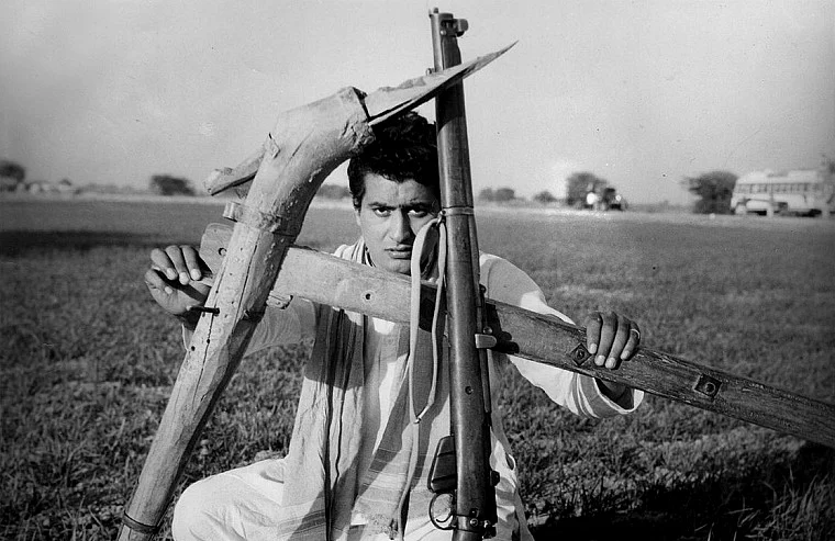 Independence Day 2021: The story behind the song 'Mere Desh Ki Dharti' from Manoj Kumar-starrer...