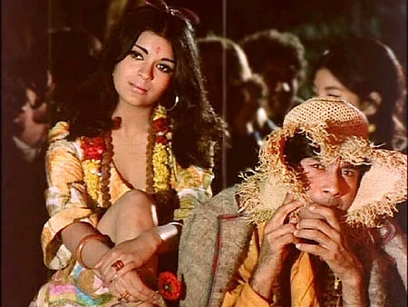 'I had no qualms about playing Dev saab’s sister': Zeenat Aman on 'Hare Rama Hare Krishna'