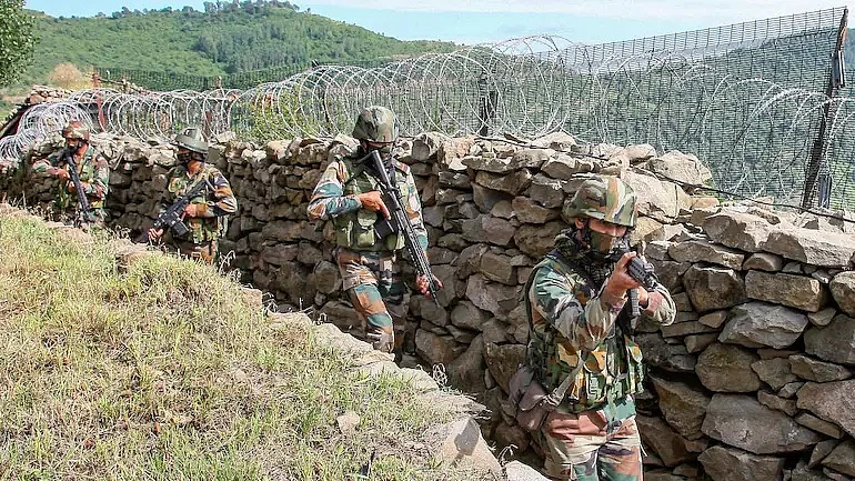 Jammu and Kashmir: 2 soldiers killed in blast while patrolling along LoC in Rajouri district