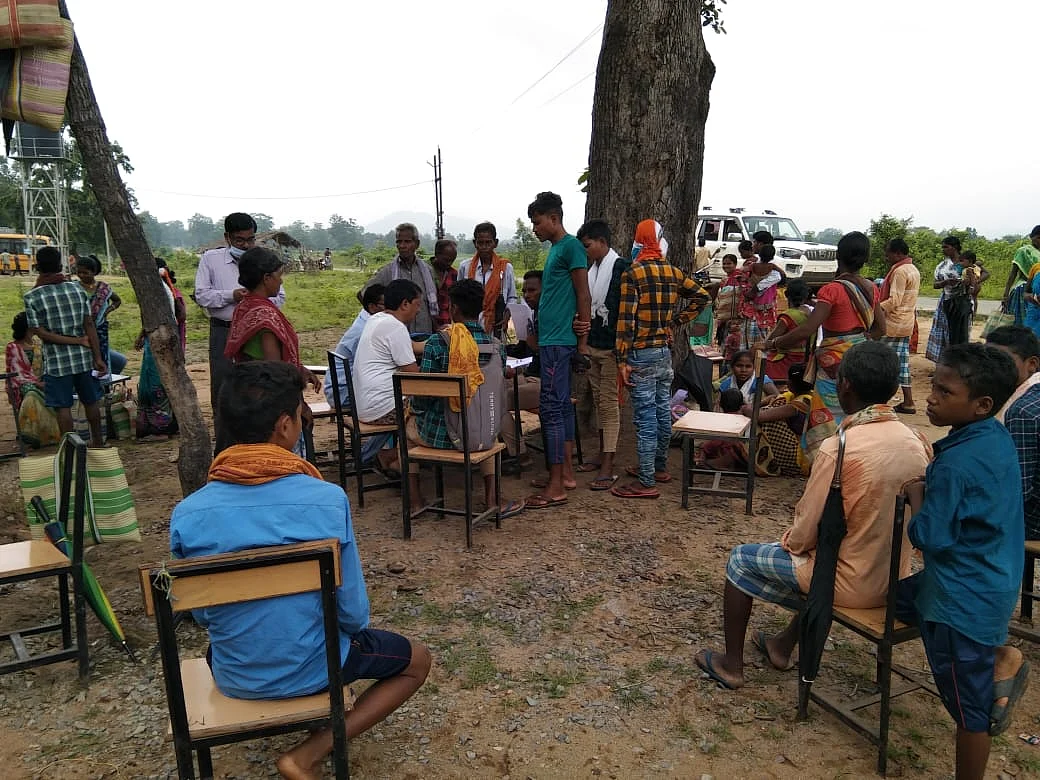 Chhattisgarh: People in remote areas of Bastar get basic govt services through special camps