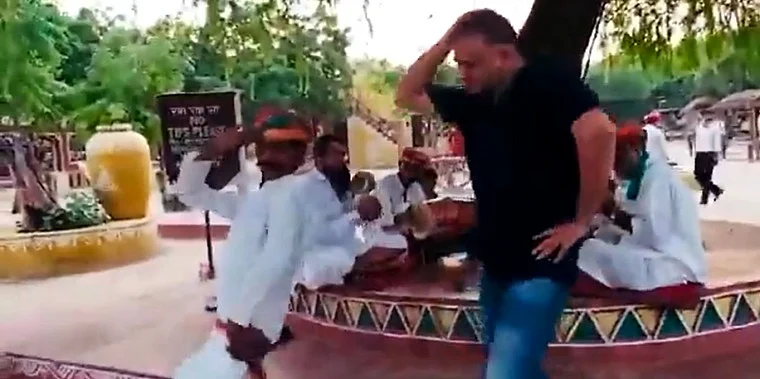 Watch Video: Dr Kafeel Khan celebrates after Allahabad HC stays UP govt's second suspension order...