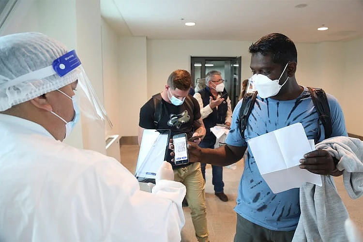 The International SOS Work Pass full integration with AOKpass provided the employees with a unique AOKpass QR code linking to their digital health certificate