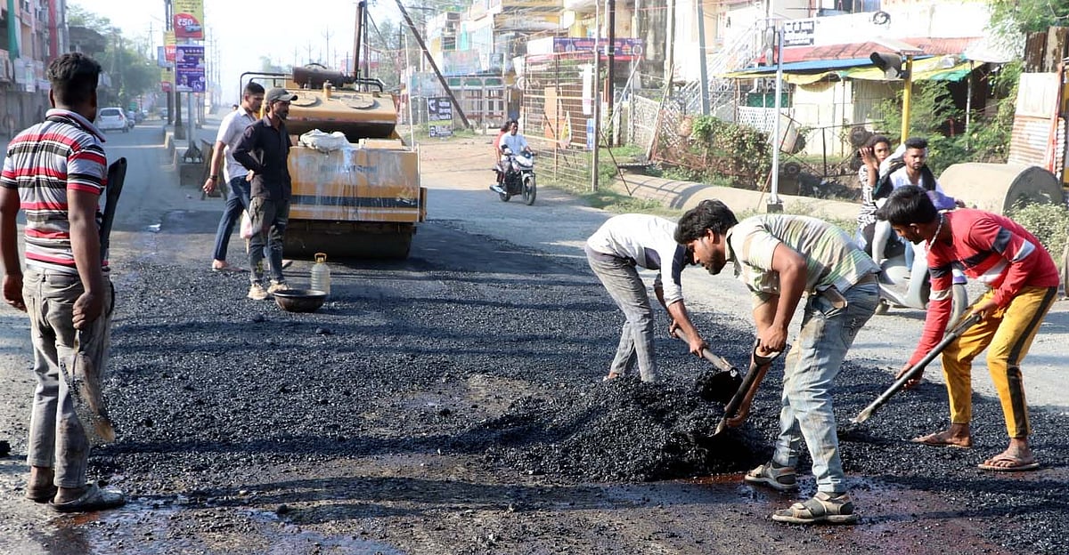 Indore: Road development work put on hold for one week - Vimarsana News