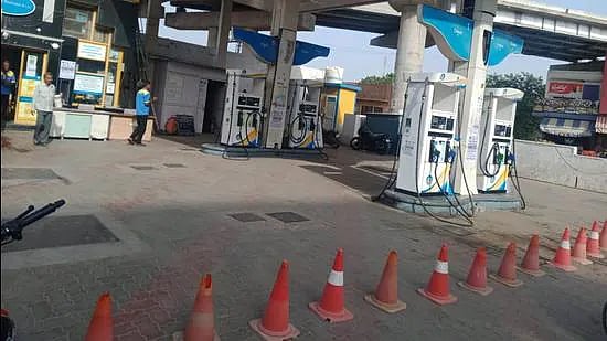 Ashta: Petrol pump dealers to stage strike on May 25 - Vimarsana News