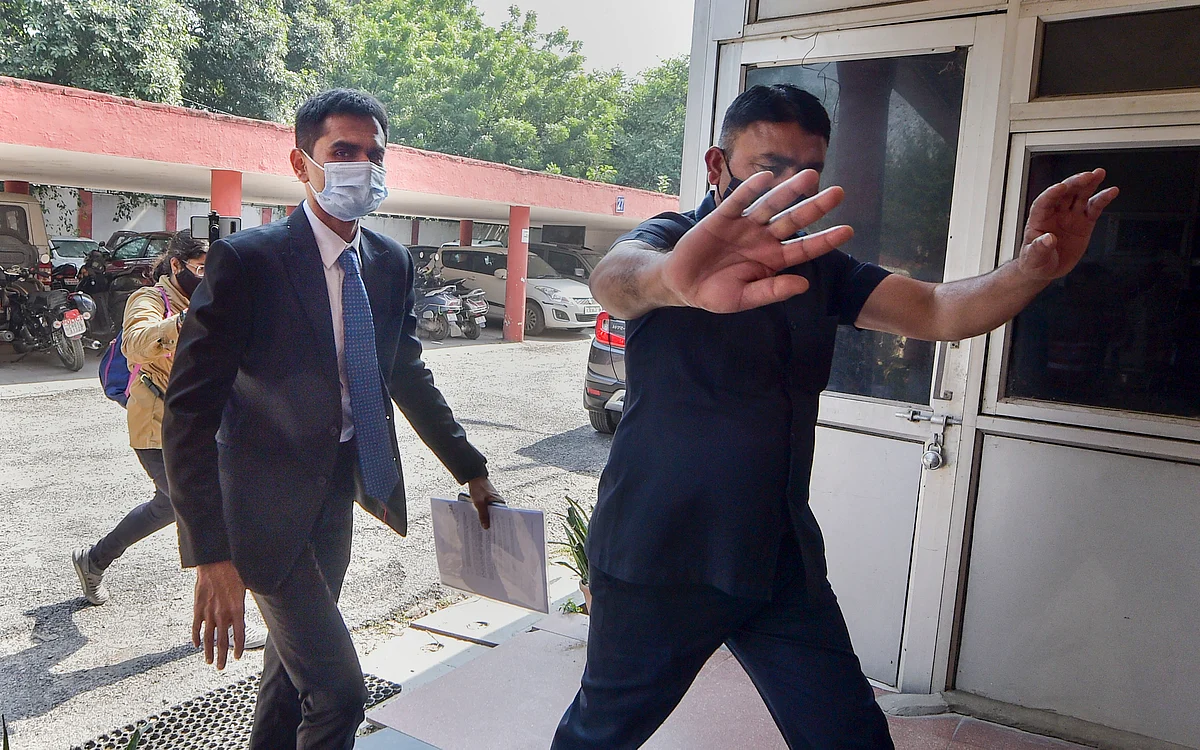 '2 SITs, let us see who exposes Sameer Wankhede and his nefarious private army': Nawab Malik on...