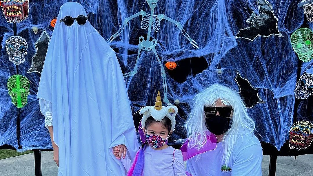 Photos: Soha Ali Khan, Kunal Kemmu turn ghosts as they celebrate Halloween with daughter Inaaya