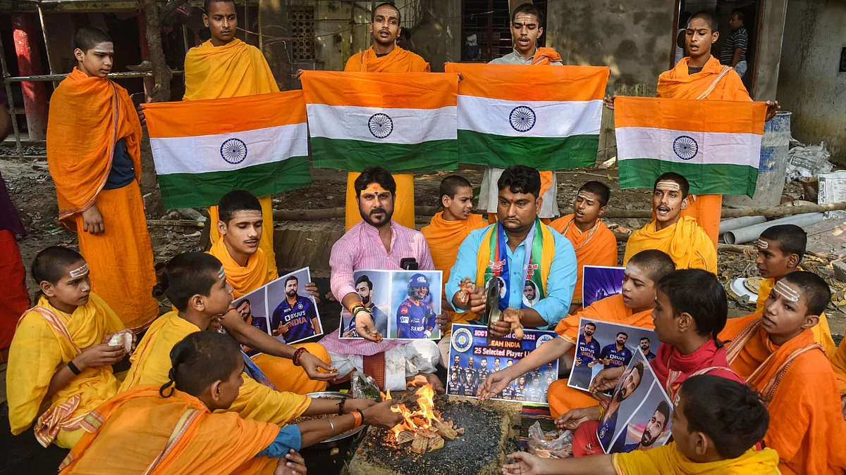 In Photos: Cricket fans across India perform aarti, havan to pray for win ahead of match against...
