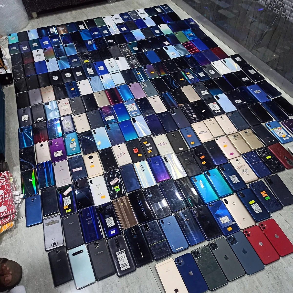 Mumbai: Crime branch busts inter-state mobile theft gang, recover 248 stolen phones worth Rs 43...
