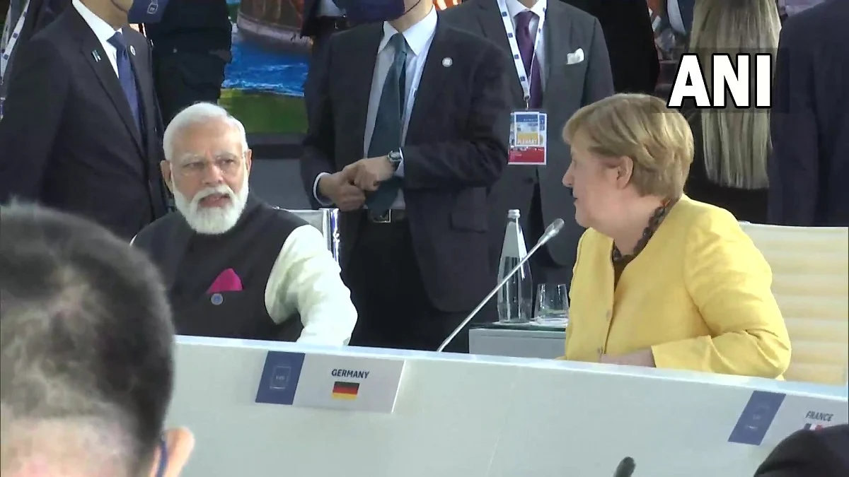 G20 Summit: PM Modi and world leaders participate in session on 'Global Economy and Global Health...