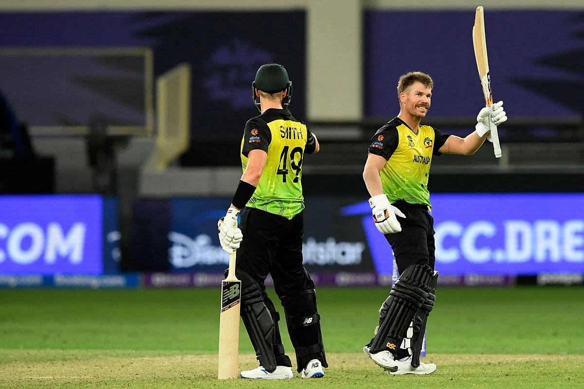 T20 World Cup: David Warner, Mitchell Starc, Adam Zampa star in Australia's thumping win over Sri...
