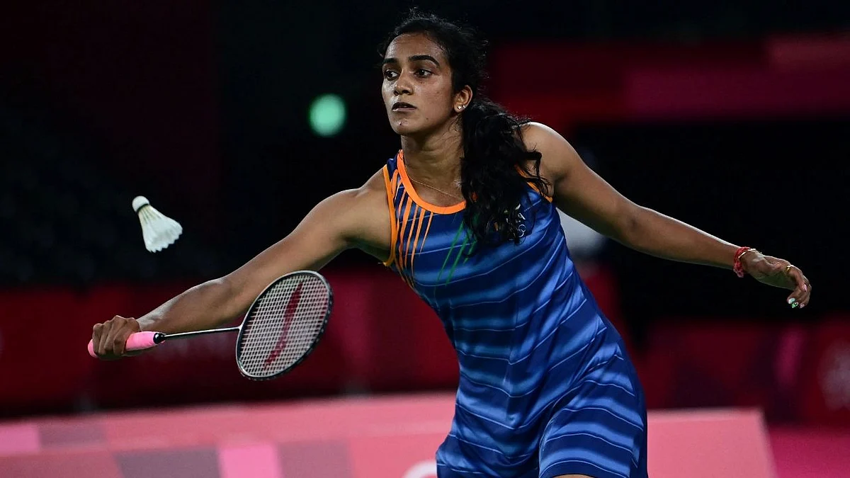 Indonesia Masters: PV Sindhu fights back to beat Spain’s Cara Azurmendi, enter quarterfinals