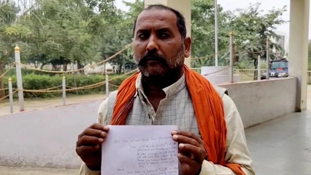 Madhya Pradesh: Notorious goon Gudda harass one in demand to marry his daughter, kin seek help