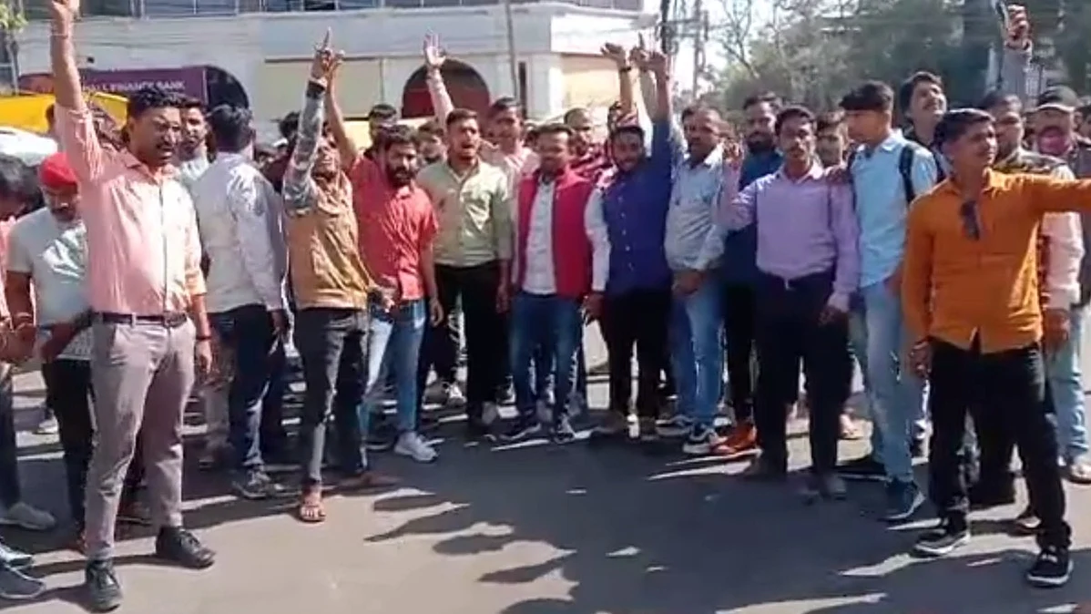 Madhya Pradesh: Karni Sena, MLA Jaivardhan Singh attack Bisahulal Singh for his tweet on upper...