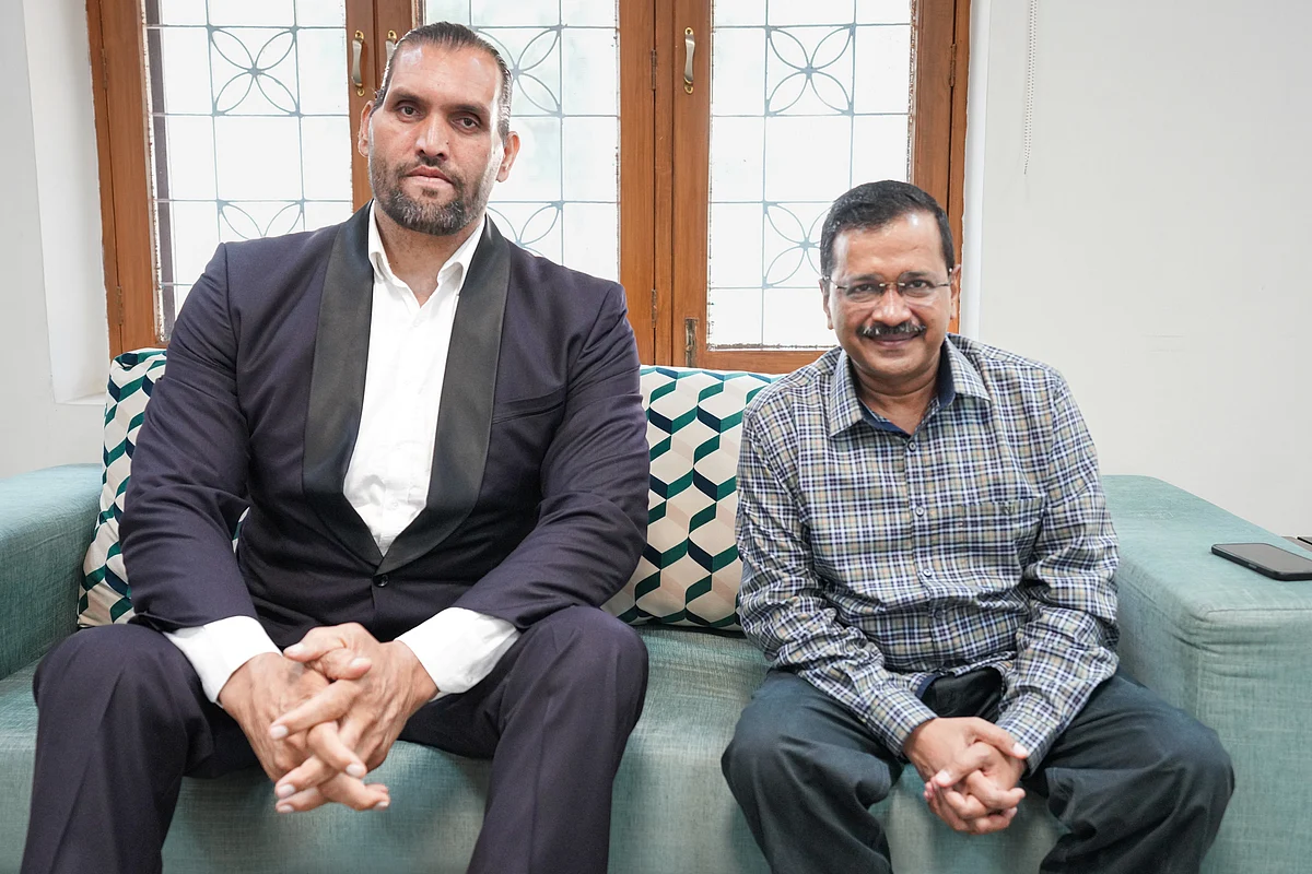 'We will change Punjab together': The Great Khali meets Arvind Kejriwal, extends support to AAP...