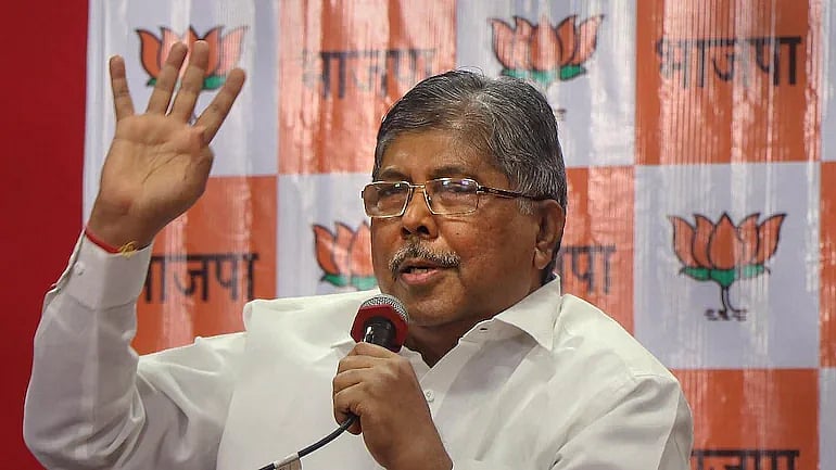 'Himalaya ki god me': Maharashtra BJP chief Chandrakant Patil's memes flood social media after party loses Kolhapur North bypoll - Vimarsana News