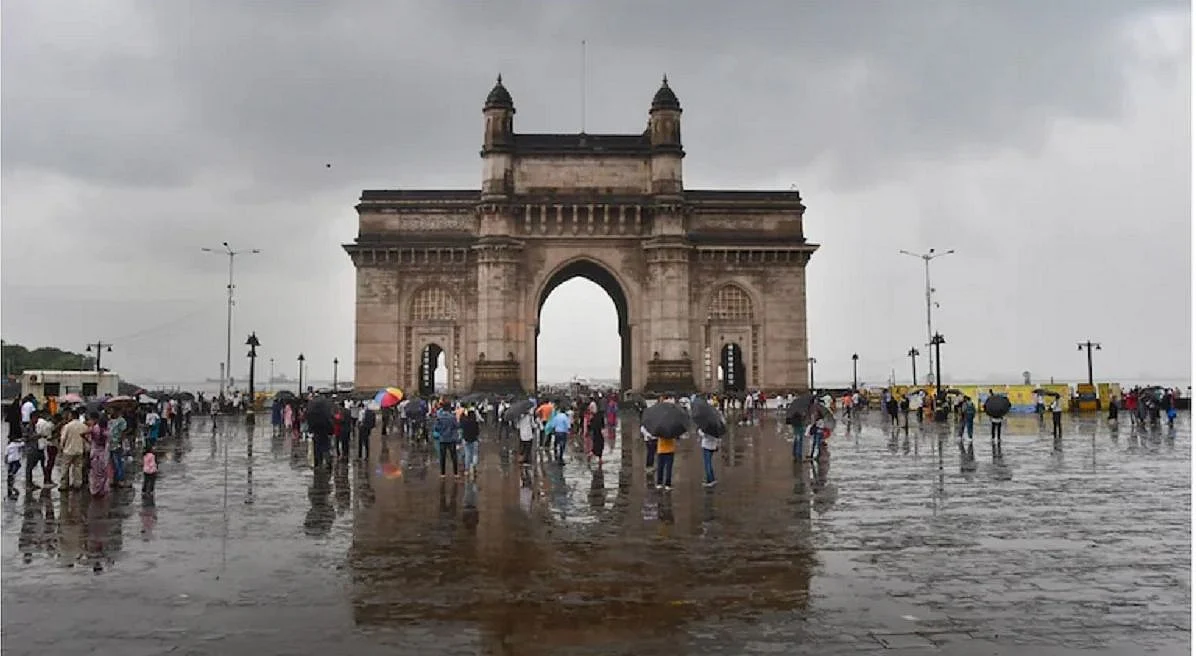 Mumbai: Latest Updates - Mumbai likely to receive light rain, thundershowers today, says IMD
