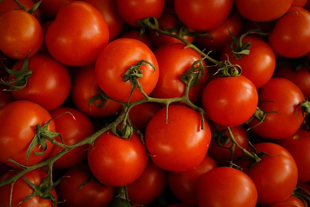 Tomato prices soar in major markets across India - Vimarsana News