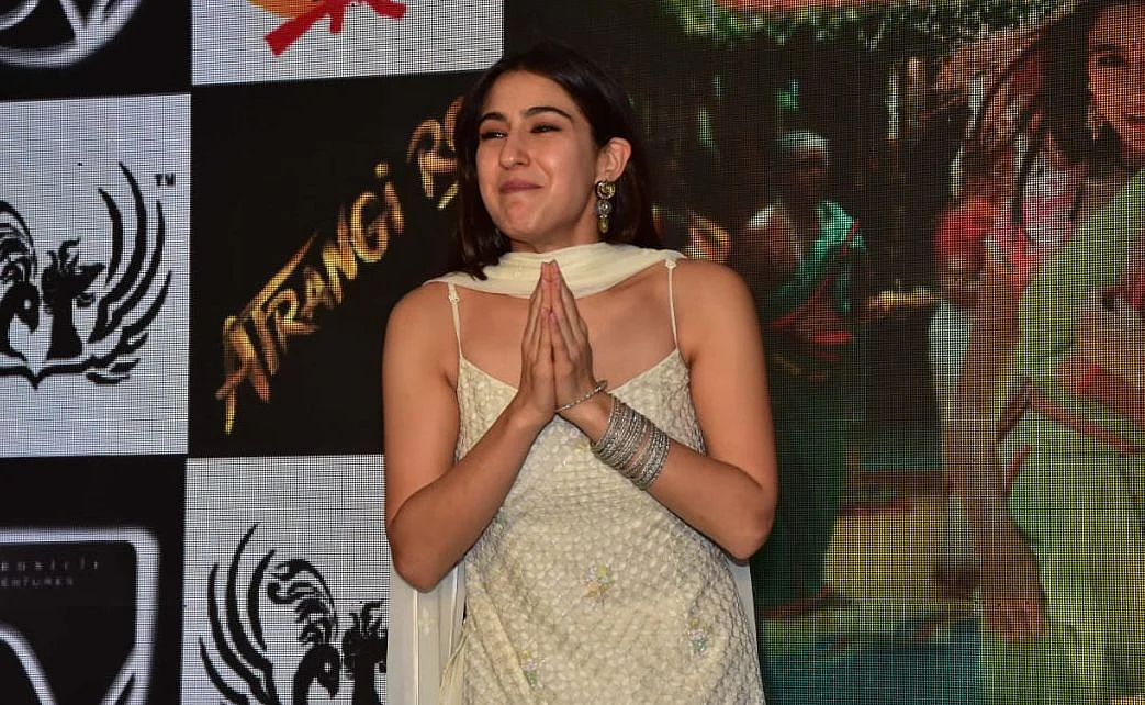 'Don’t act like this': Sara Ali Khan apologises after security guard pushes photographer in viral...