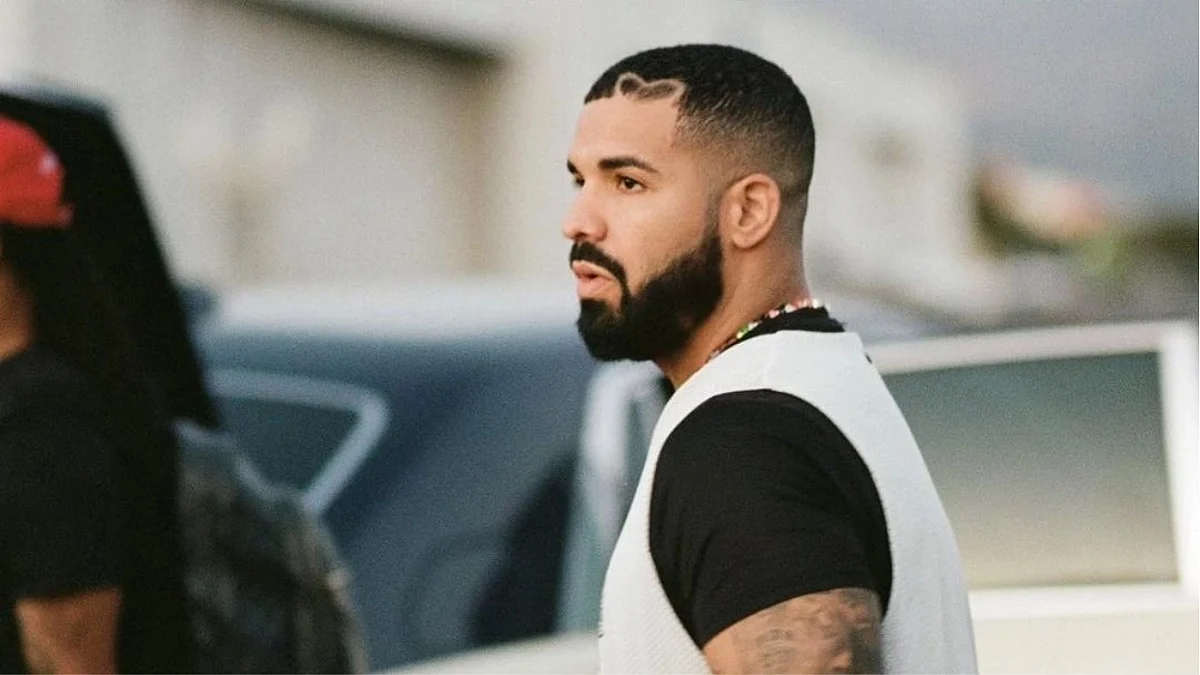 'What an eye-roll statement': Drake breaks silence on Astroworld concert tragedy; netizens...