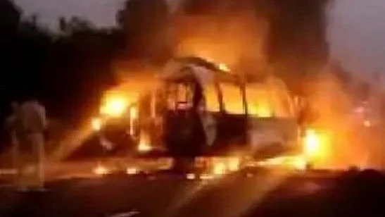 Madhya Pradesh: Three including a girl burnt alive in traveler-container collision in Guna