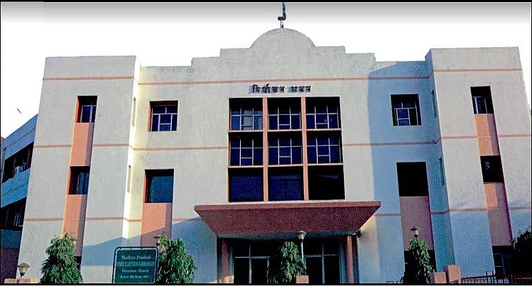 Madhya Pradesh: Remove panchayat secretaries posted at native place, says State Election Commission