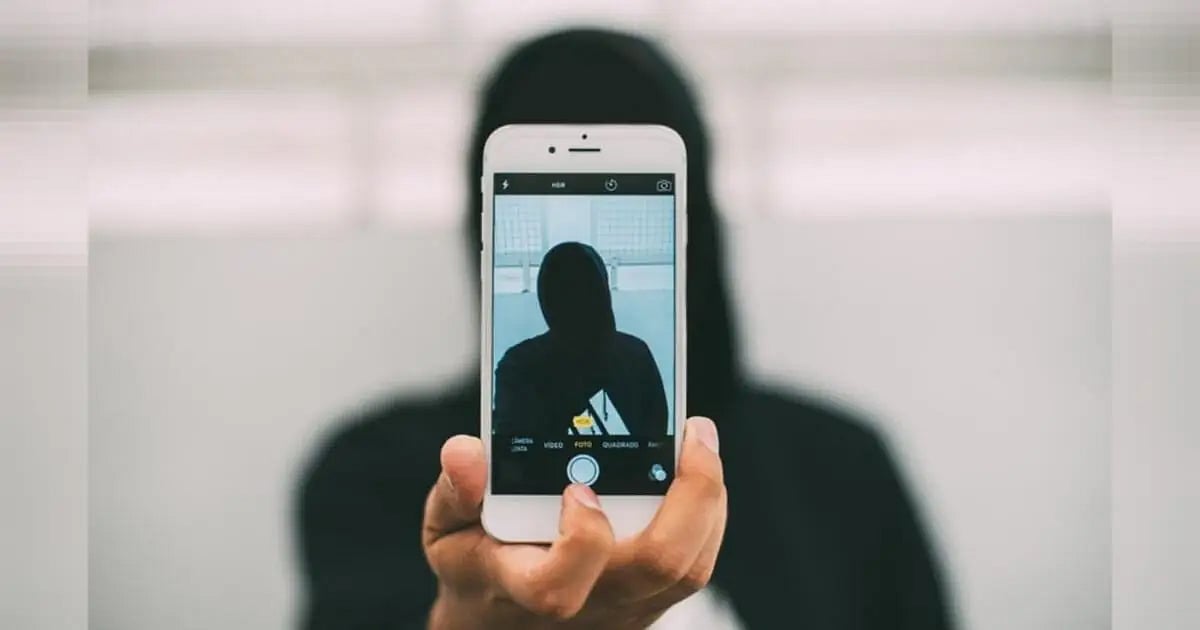 टीटी नगर में नहा रही महिला का गुपचुप तरीके से वीडियो बनाने वाला पड़ोसी गिरफ्तार