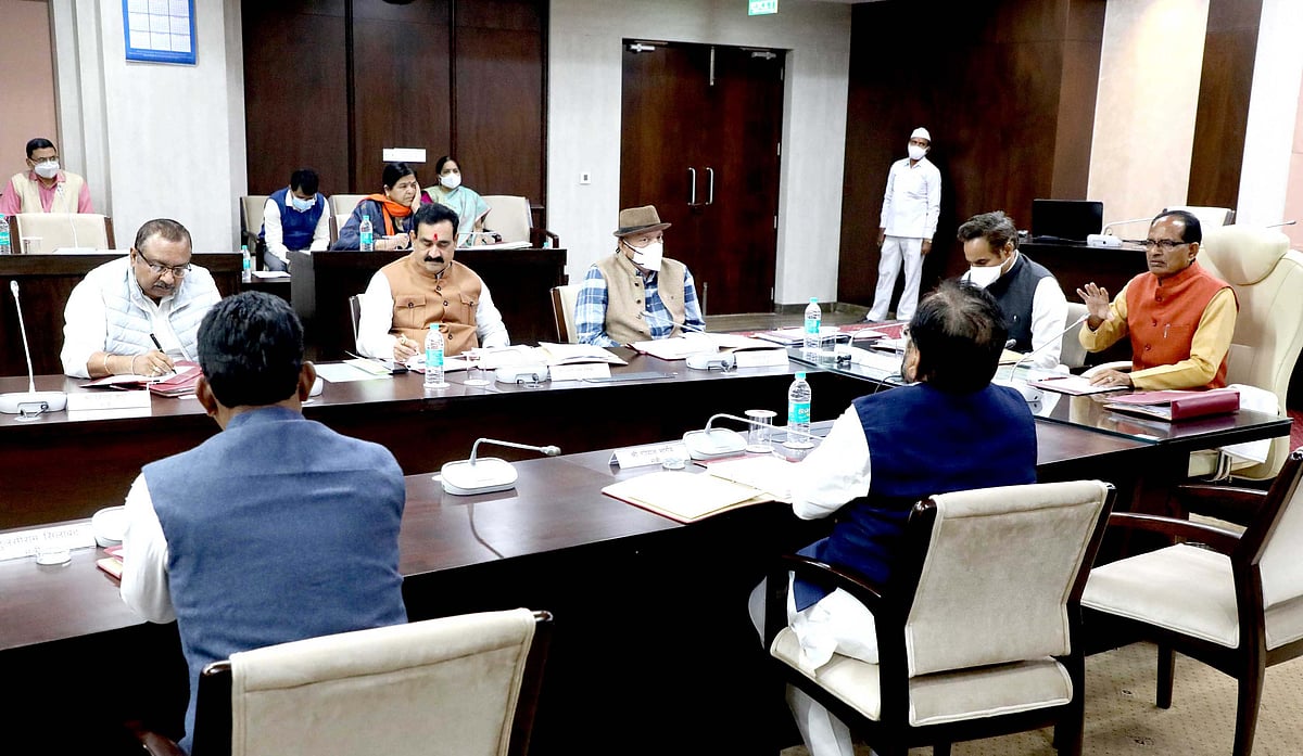 Bhopal: State cabinet meet, more than 5000 posts of patwari created - Vimarsana News