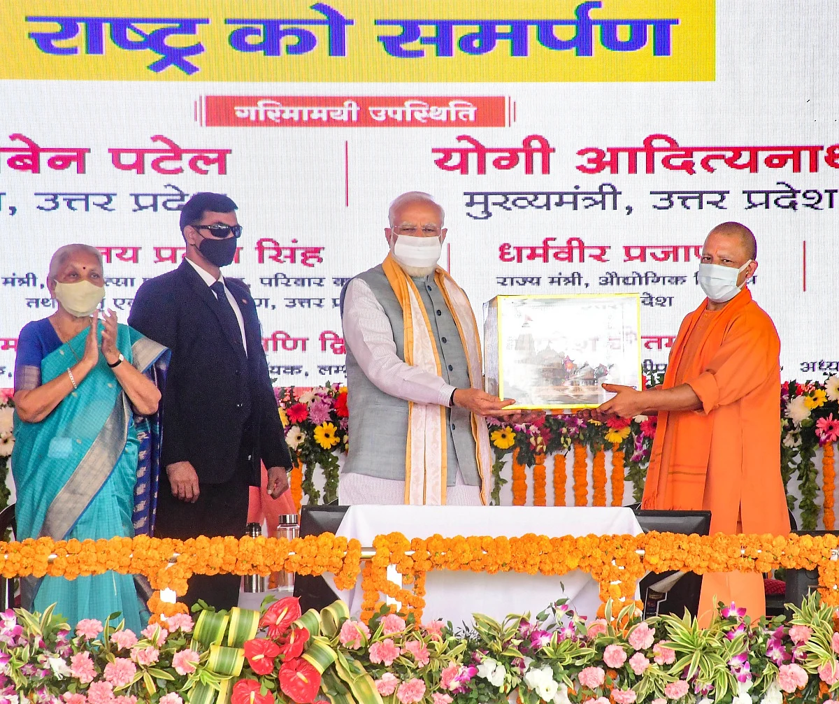 Uttar Pradesh: PM Narendra Modi inaugurates Purvanchal Expressway; slams SP for ignoring development
