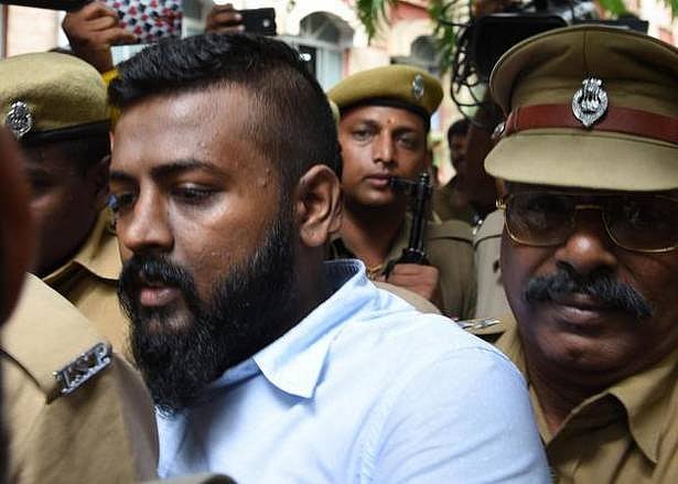 Conman Sukesh Chandrashekhar goes on another hunger strike inside Tihar jail to meet wife - Vimarsana News