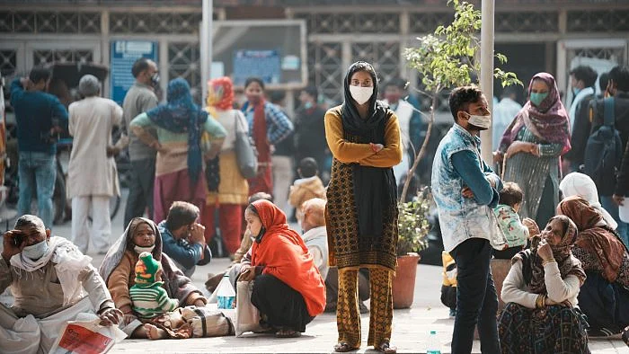Maharashtra: Curbs will have to be considered if COVID-19 Omicron cases rise further, says task...