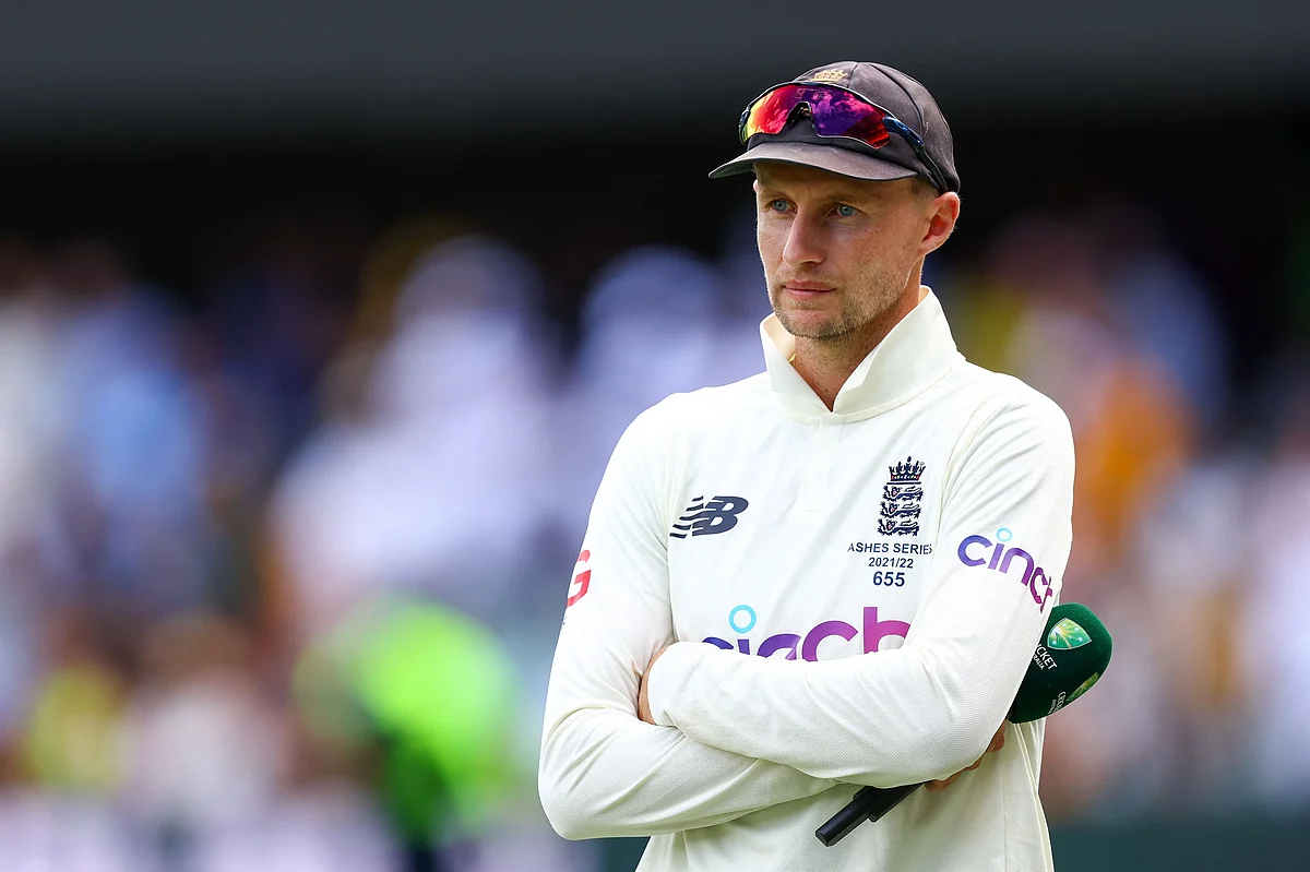 The Ashes 21-22; ATTACK, don’t defend: Former England captain Kevin Pietersen tells Joe Root...