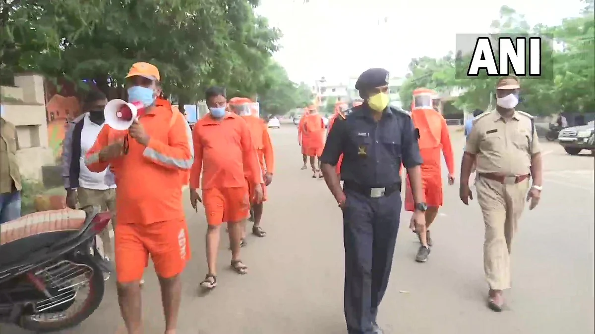 Cyclone Jawad: NDRF teams alert people in Andhra Pradesh, IMD issues red warning for several...
