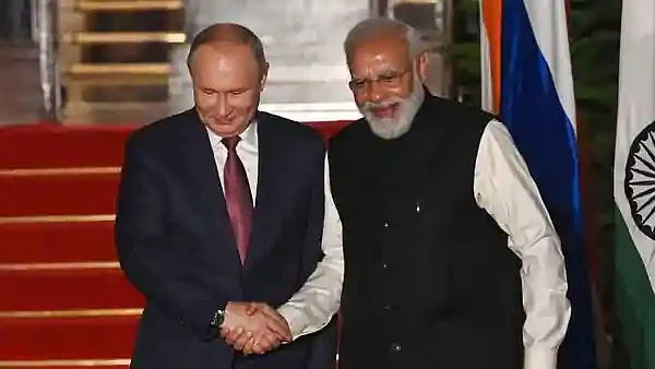 Mumbai: Maharashtra Congress takes jibe at Centre; says Putin's 'governance model' already...