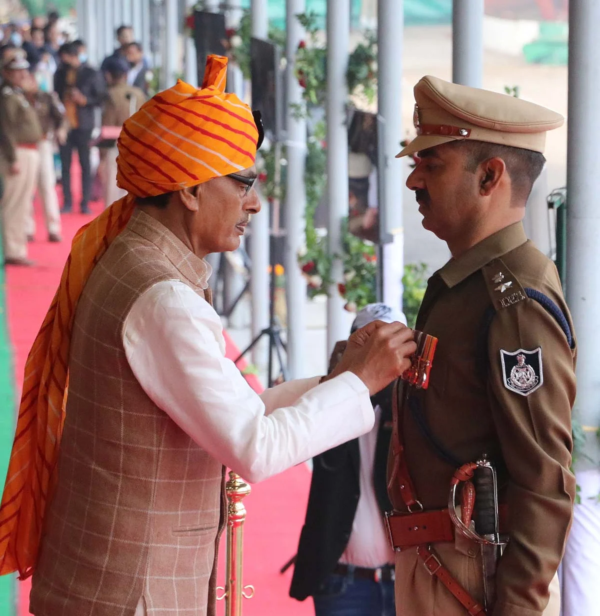 Bhopal: CM asks police to ensure women’s safety, drug mafia elimination, and control of cyber...