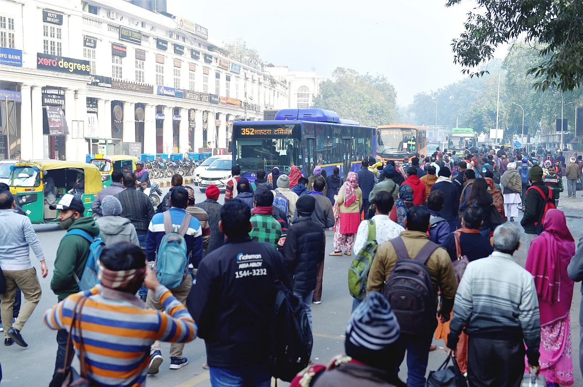 Delhi's positivity rate soars to 23.53 per cent with 22,751 new COVID-19 cases; 17 deaths reported