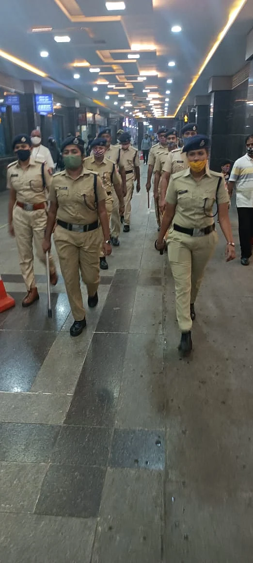 Mumbai: RPF to announce station names beforehand to curb chain pulling incidents by passengers