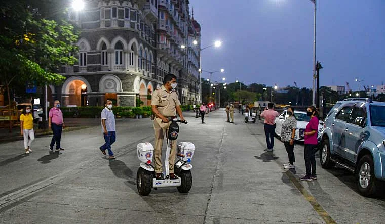 Mumbai: Latest Updates - Mumbai's daily COVID-19 caseload may soon cross 10,000, says Maha task...