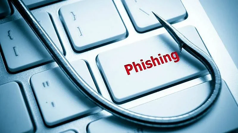 Mumbai: Bizman duped of Rs 3.3 lakh by imposter using fake email account of China-based company