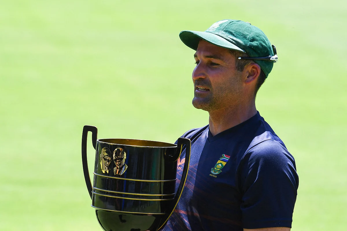 South Africa skipper Dean Elgar has comments about the DRS controversy and how it helped his team...