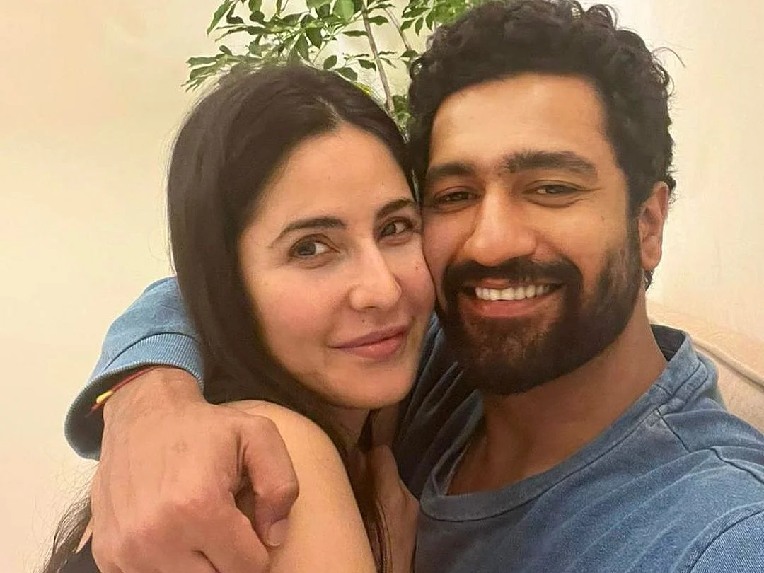 Vicky Kaushal to romance wife Katrina Kaif for first time on screen in Farhan Akhtar's 'Jee Le...