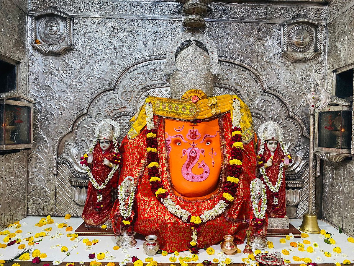 Indore: Expanded food court of Khajrana Temple to seat 500 - Vimarsana News