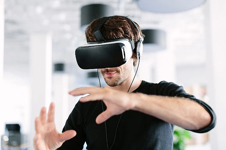 Study finds VR may make therapy easier