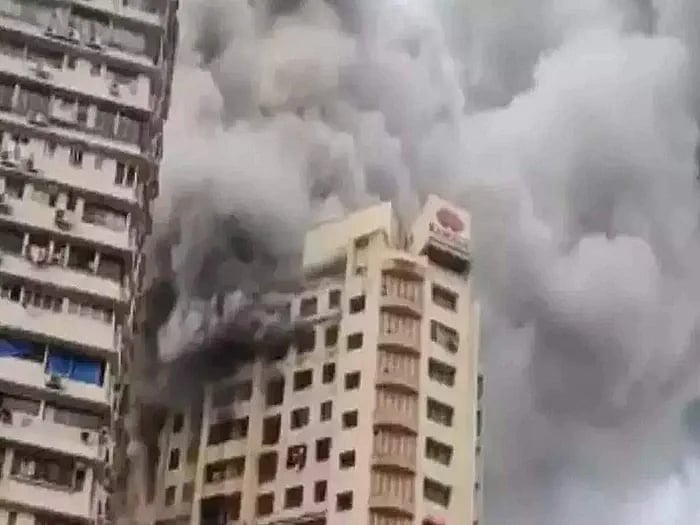 Maharashtra: Govt mandates installing fire evacuation lifts in all high-rise buildings - Vimarsana News