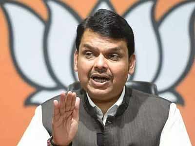 Maha Dy CM Fadnavis on criticism on $20 billion deal row: 'Gujarat Is No Pakistan' - Vimarsana News